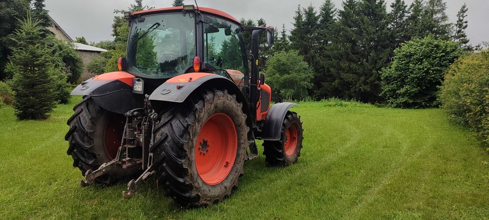 Ciągnik Kubota M135 GX