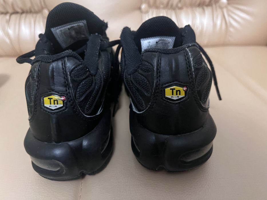 nike tn чорні  37/37,5 оригінал 1200 грн