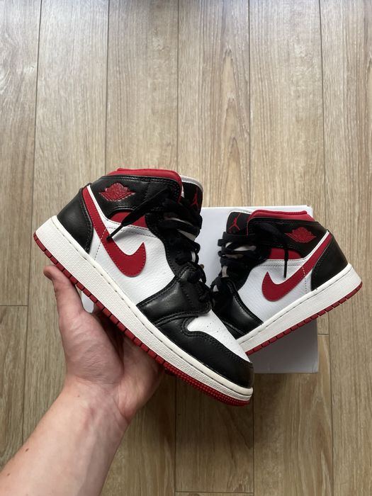 Nike Air Jordan 1 Mid