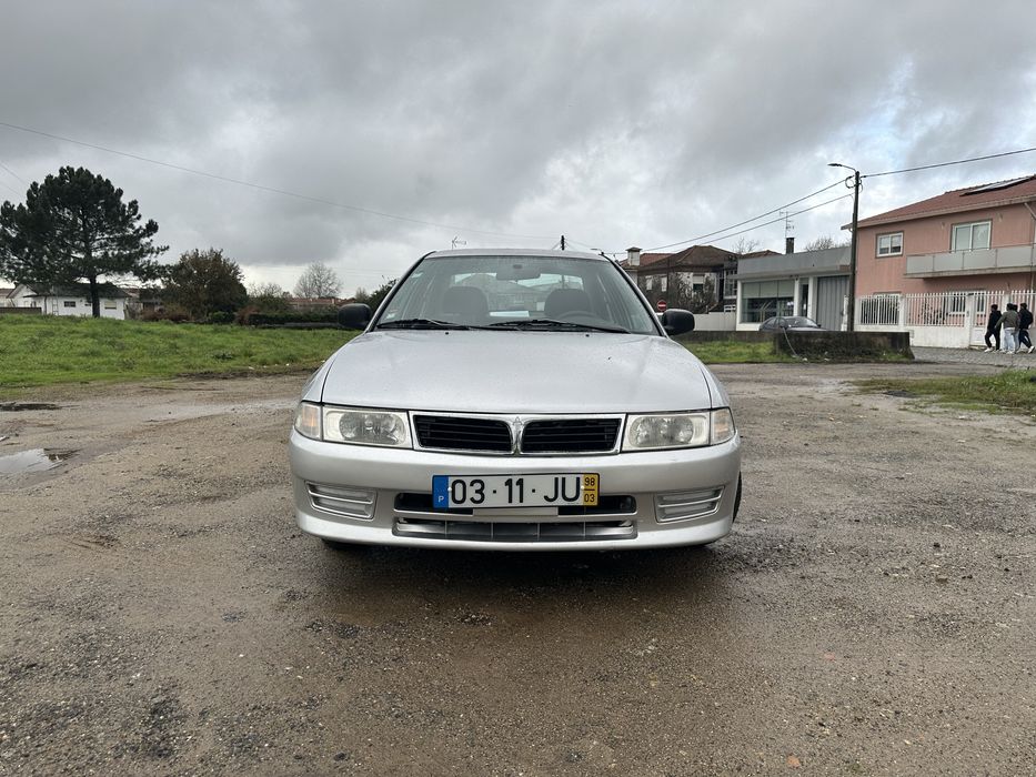 Mitsubishi Lancer 1998 1.3 Glx