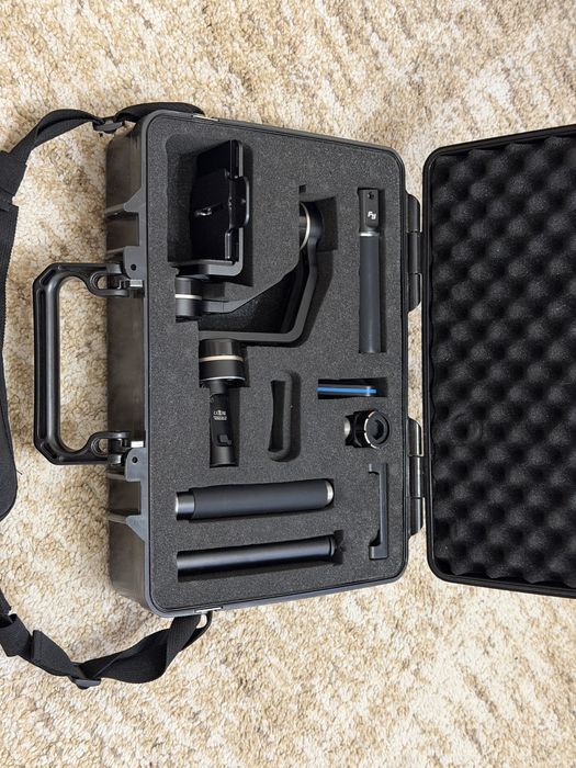 Stabilizator gimbal Feiyu Tech MG V2 do bezlusterkowca