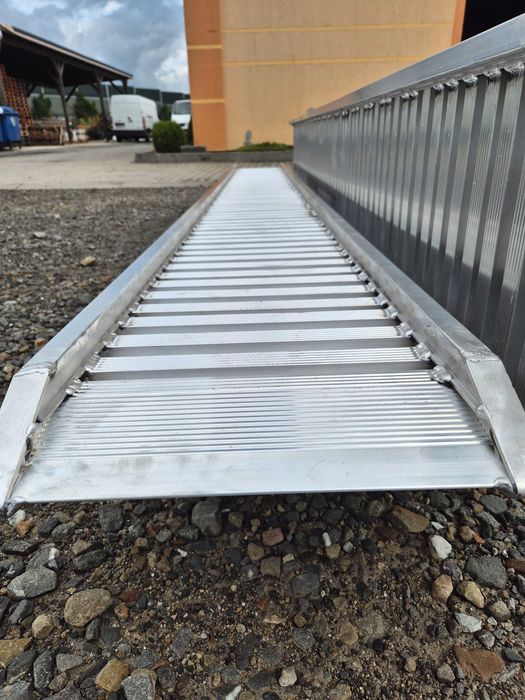 Najazdy aluminiowe komplet | 3,5m ↔ | 2100kg | szerokość 35cm