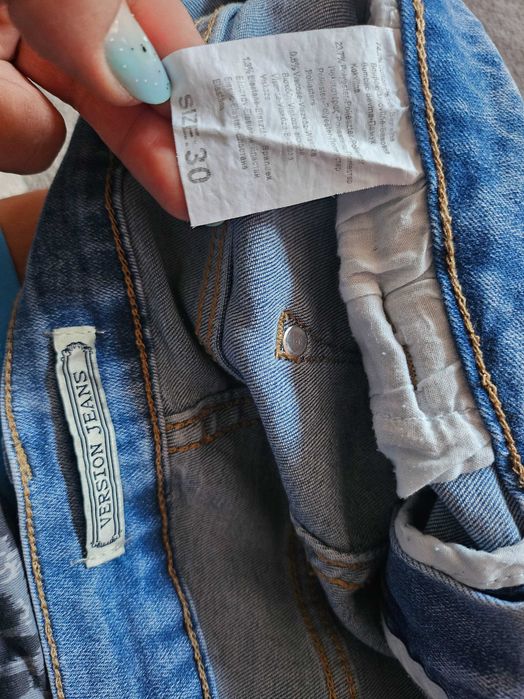 Spodnie jeans uciagliwie
