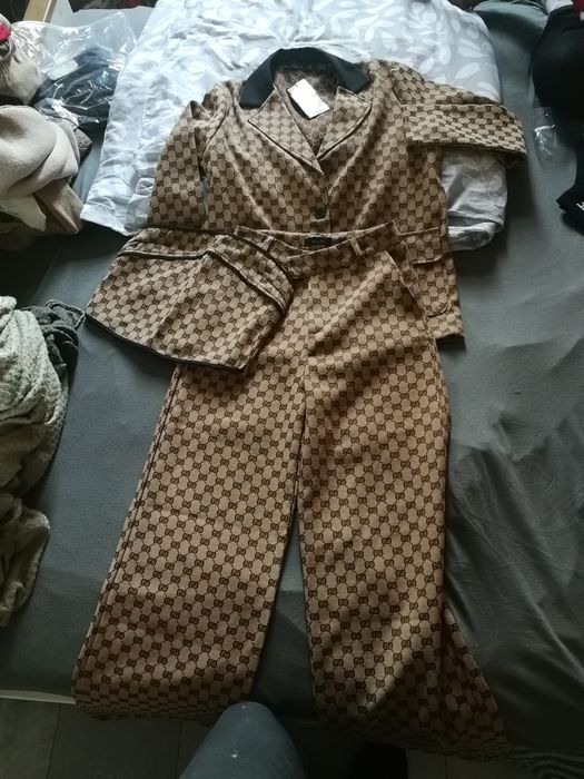 Sprzedam 3 częściowy garnitur damski