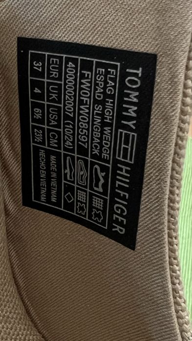 Sapatos novos Tommy Hilfiger