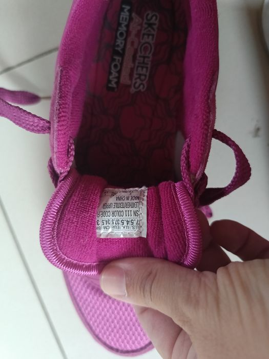 Skechers 37,5 jak nowe