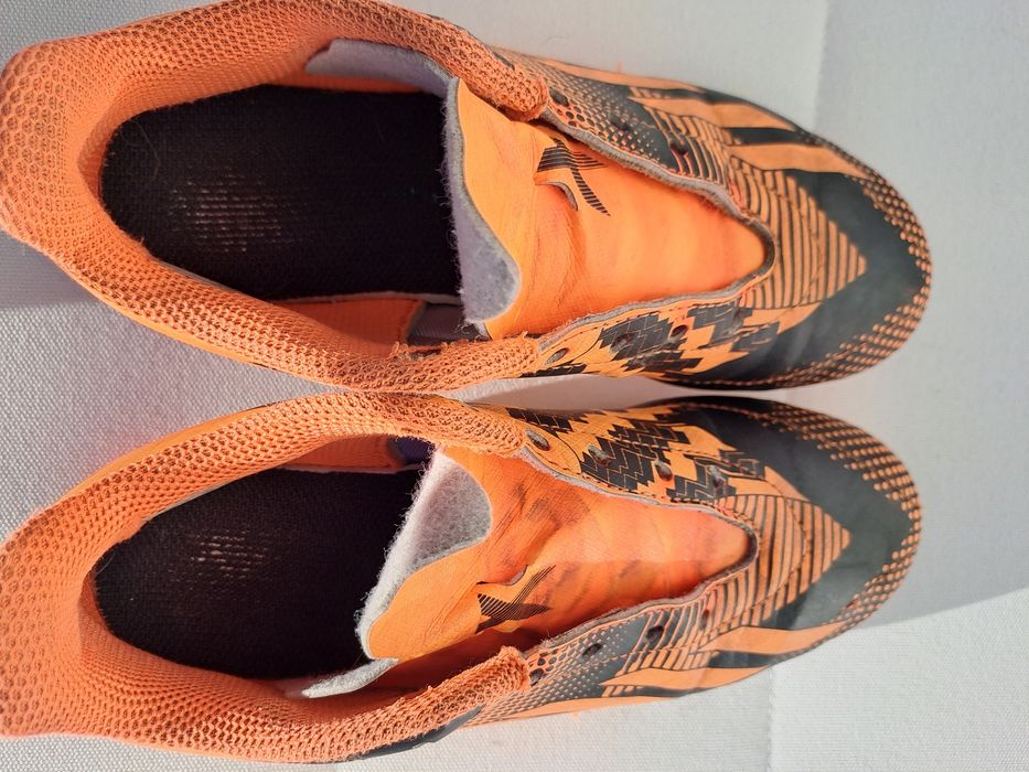 Chuteiras Adidas nr.34