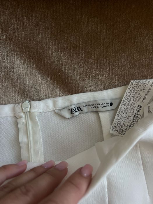 Юбка ZARA біла міні xs