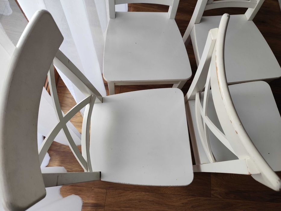 Krzesła białe Ikea