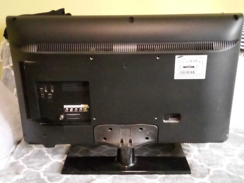 Telewizor LED Samsung UE32EH4000.