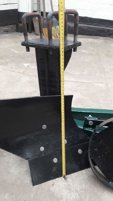 Плуг  для мінітрактора  від виробника