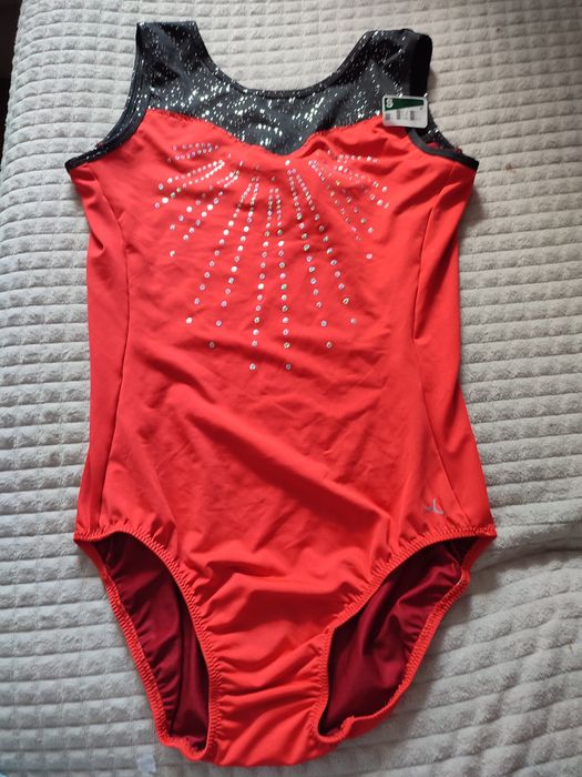 Nowy kostium gimnastyczny Decathlon S