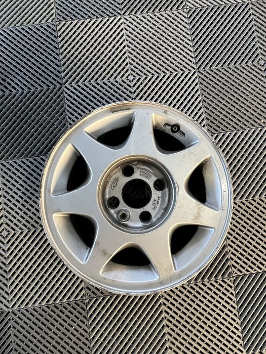4 Jantes Originais Ford 14” – 6Jx14 H2 ET32 – Liga Leve