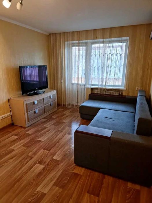 Оренда 1-кімнатної квартири, площа — 32 кв.м,Петра Ніщинського, Київ!