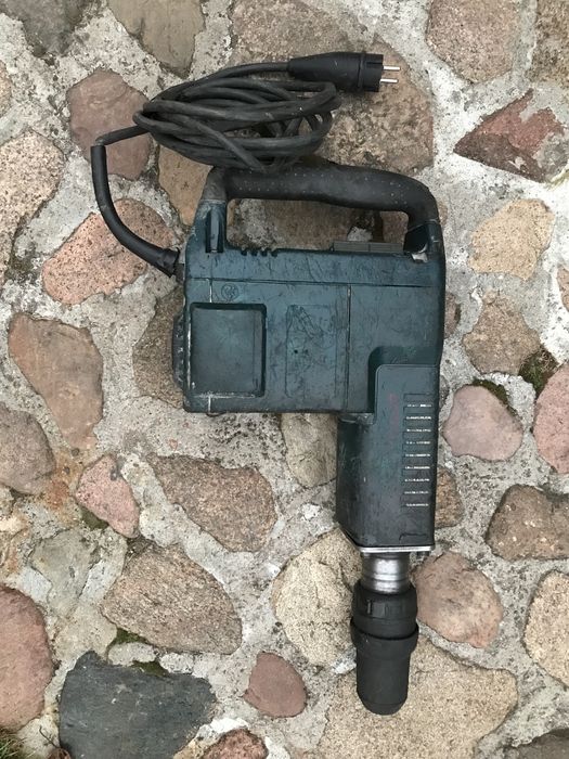 Młot udarowy Bosch GSH 11 E