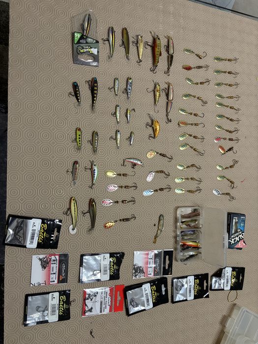 Material de pesca ao spinning para truta