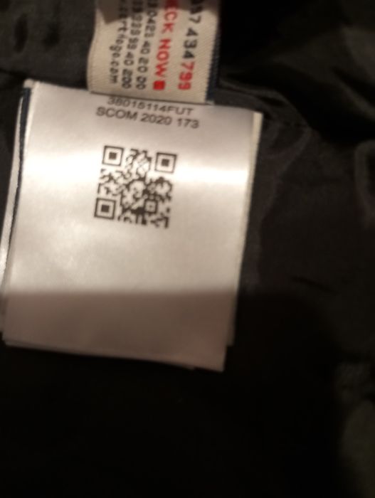 Damska krótka pikowana puchowa kurtka - Moncler