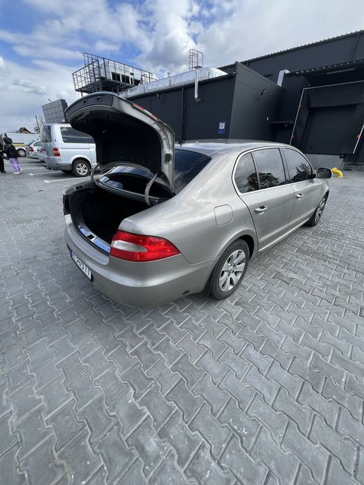 Продам Skoda superb