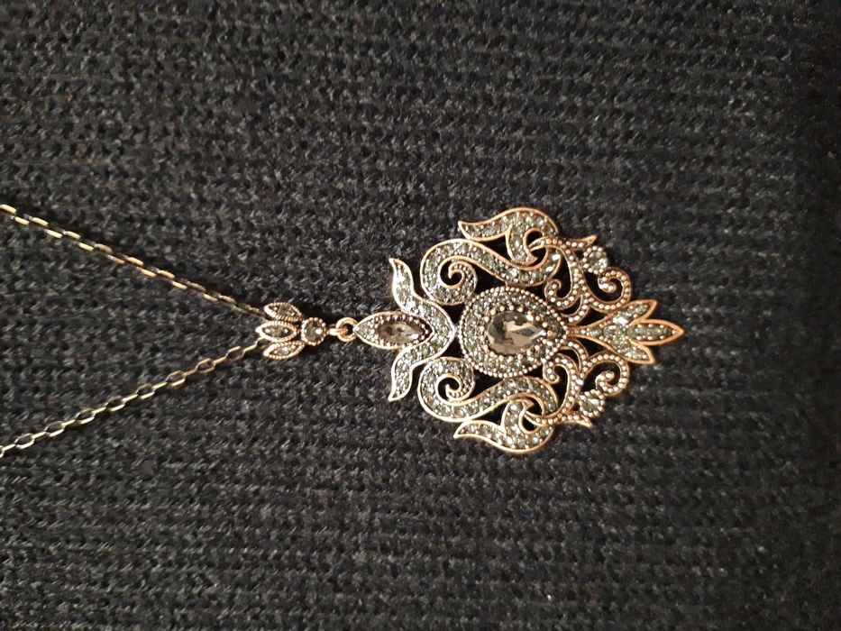 Elegant vintage-style necklace – as NEW!