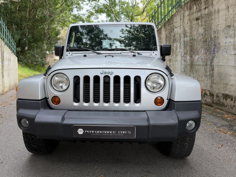 Jeep Wrangler Unlimited 2.8 CRD MTX Sahara foto 2