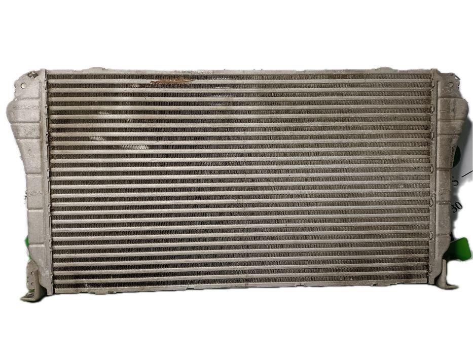 Radiador do intercooler TOYOTA Auris Hatchback (_E18_)