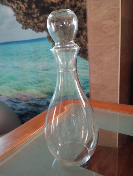 Licoreiras em cristal e em vidro antigas