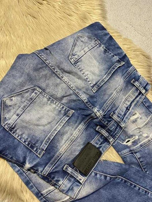 Рвані джинси скінні у рок стилі гранж панк