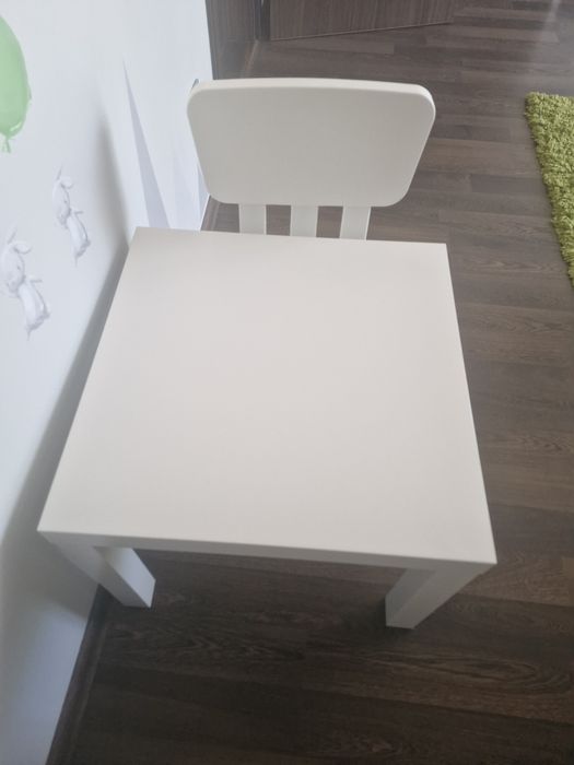 Stolik i krzesła mamut ikea