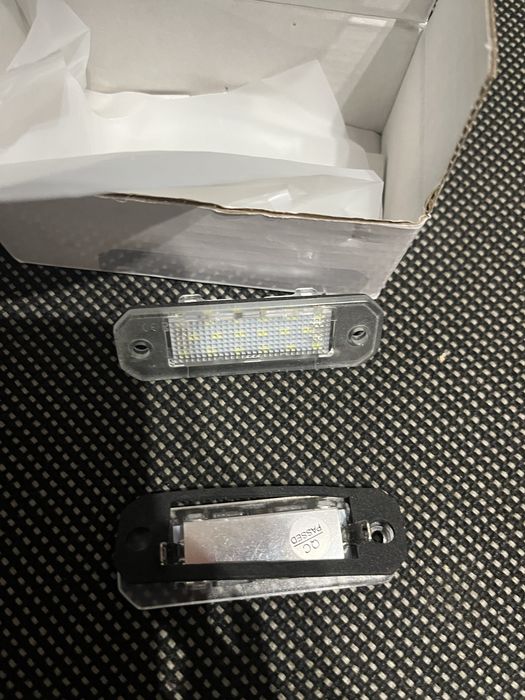 подсветка номера Volkswagen Transporter Caddy вантажівок