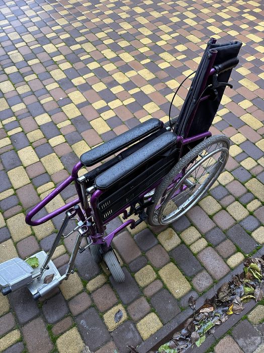 Продам інвалідне крісло в гарному стані