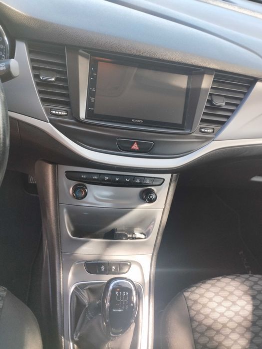 Opel Astra K ano 2018
