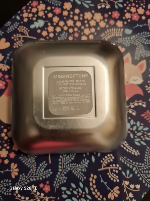 Rozświetlacz r.e.m.beauty