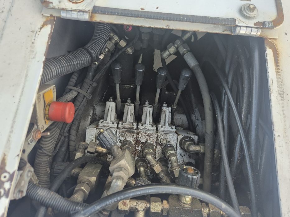 Podnośnik koszowy palfinger ta 19