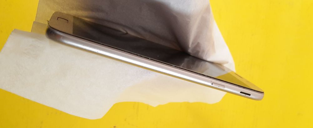 SAMSUNG J730 память 3/16 В робочому стані