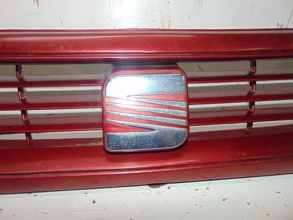 Seat ibiza grelha " nova de stock antigo