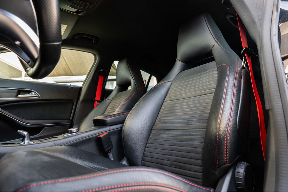 Mercedes Benz CLA45 AMG