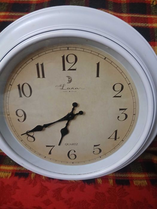 годинник настінний ЛУНА
