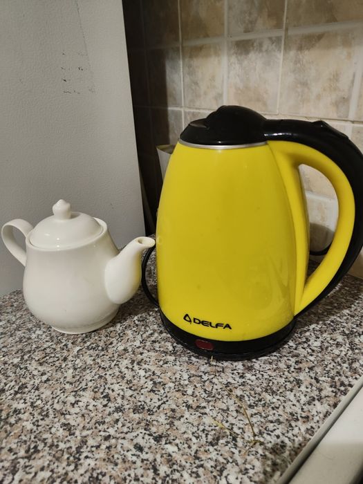 Здається 2-х кімн.  світло без відключень, центр