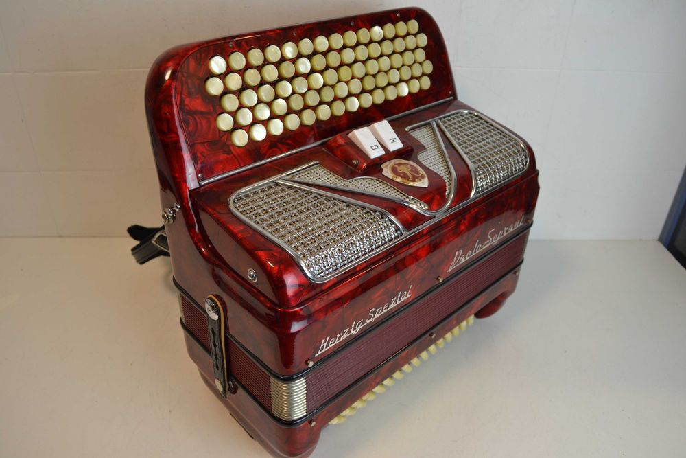 Acordeao Paolo Soprani Especial 2 voz.