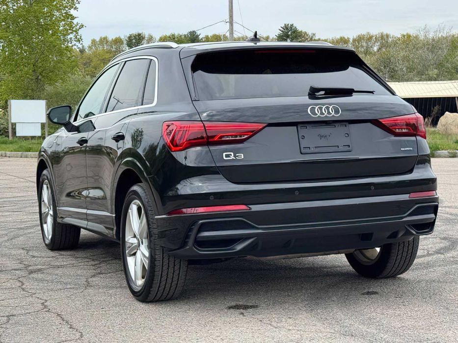 Audi Q3 quattro S line Prem Plus 45 TFSI      2022