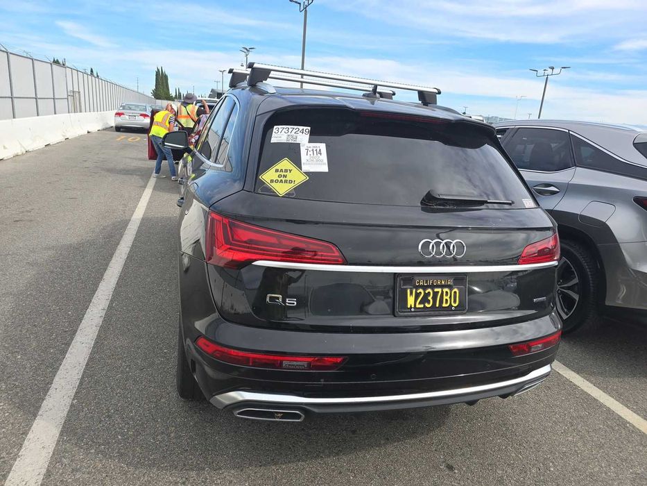 2022 Audi Q5 e Plug-In Hybrid S line Premium