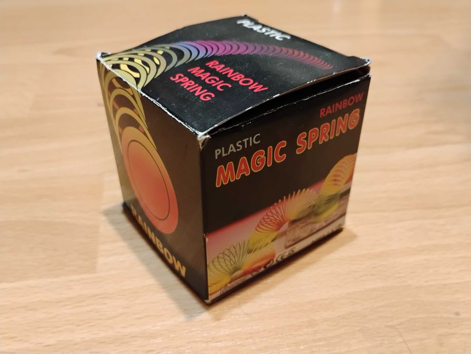 Magiczna sprężyna zabawka 6,5cm