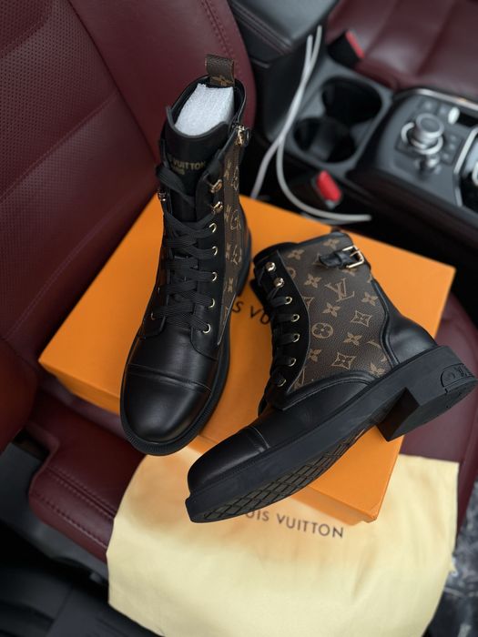 Ботинки луи виттон louis Vuitton 38 чоботи челсі жіночі