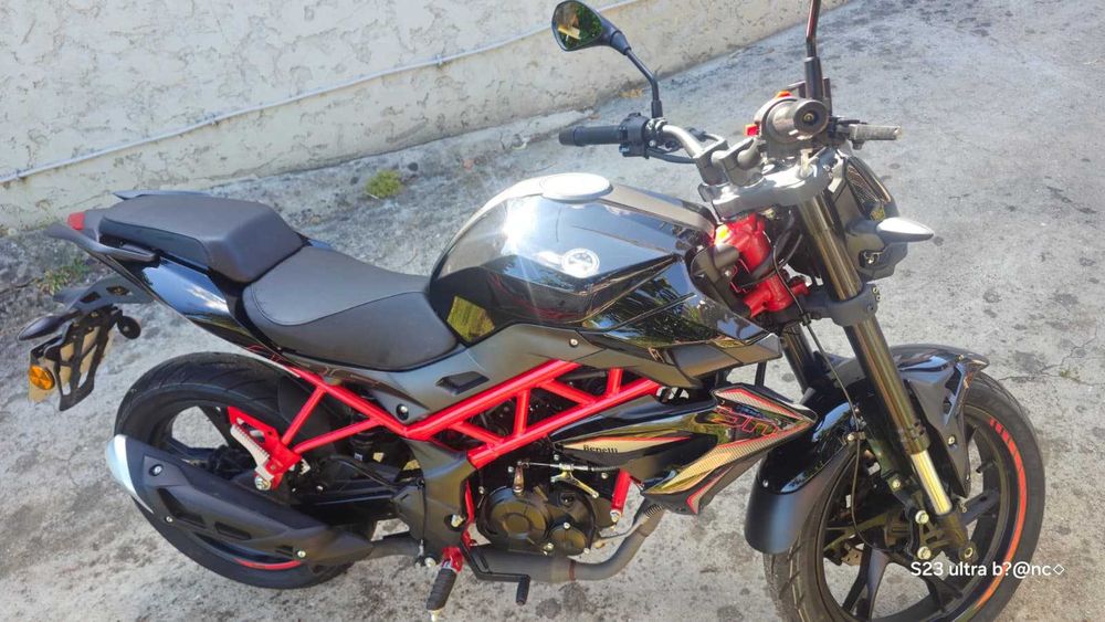 moto BN 125    2024