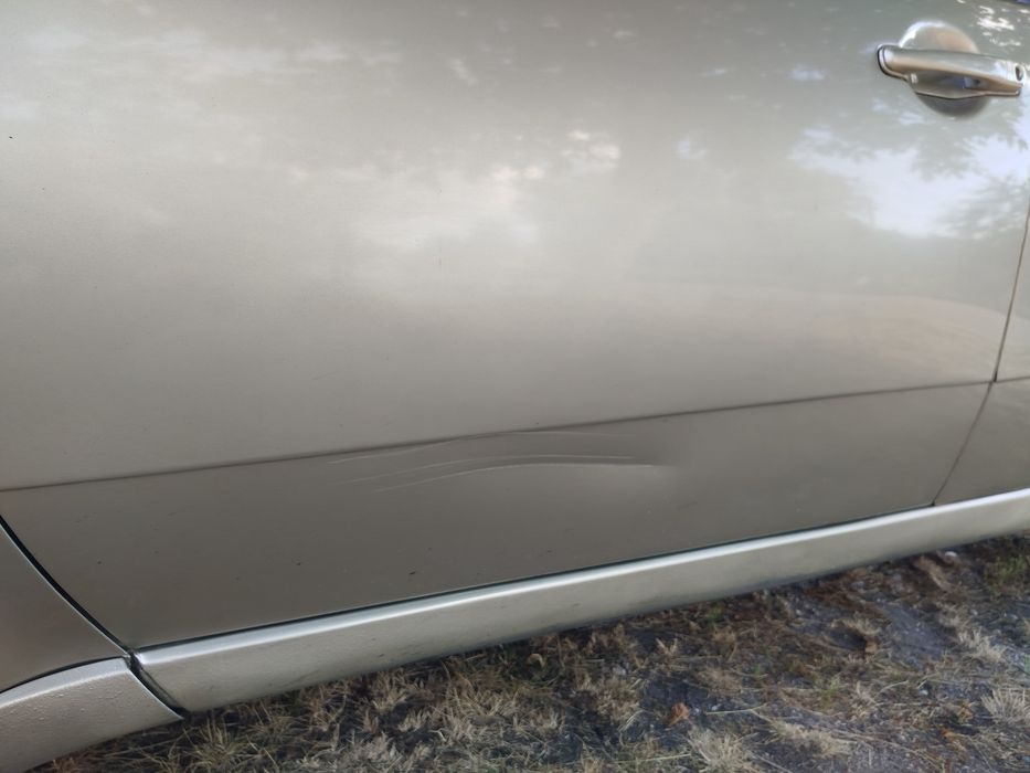 Mitsubishi Galant