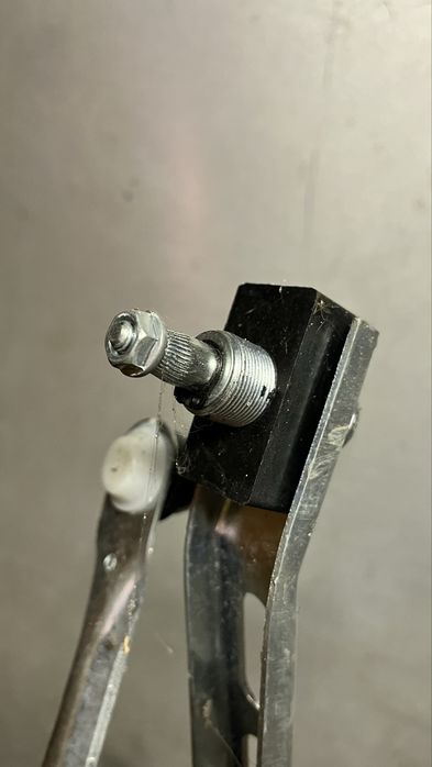 Трапеція двірників 2108