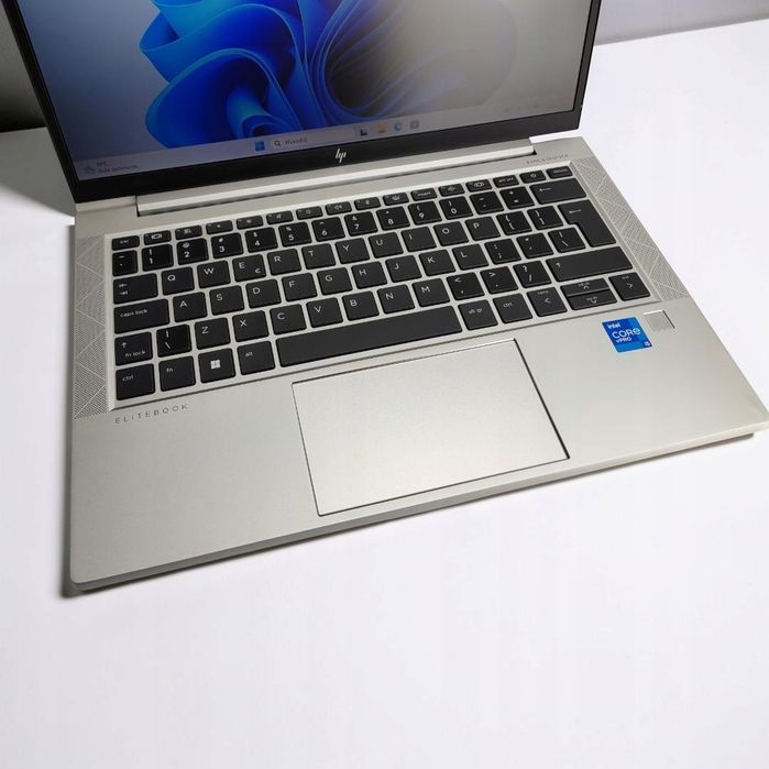 ULTRABOOK PREMIUM HP EliteBook 13 i5-1145G7 16GB 256SSD FHD Win11