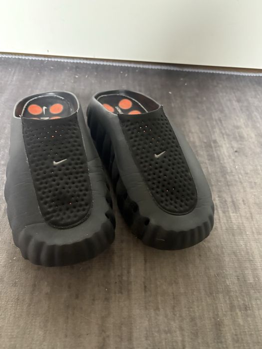 klapki nike mind