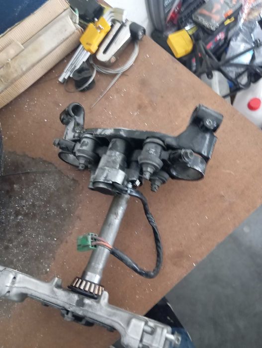 Roda suzuki 17" praticamente nova