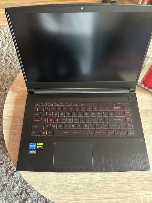 Sprzedam laptop MSI